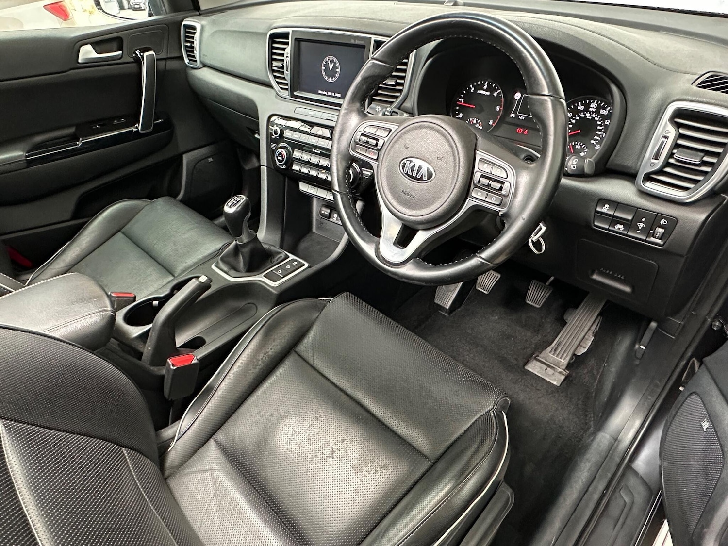 Used Kia Sportage 2017 for sale - 76327980: Photo 4