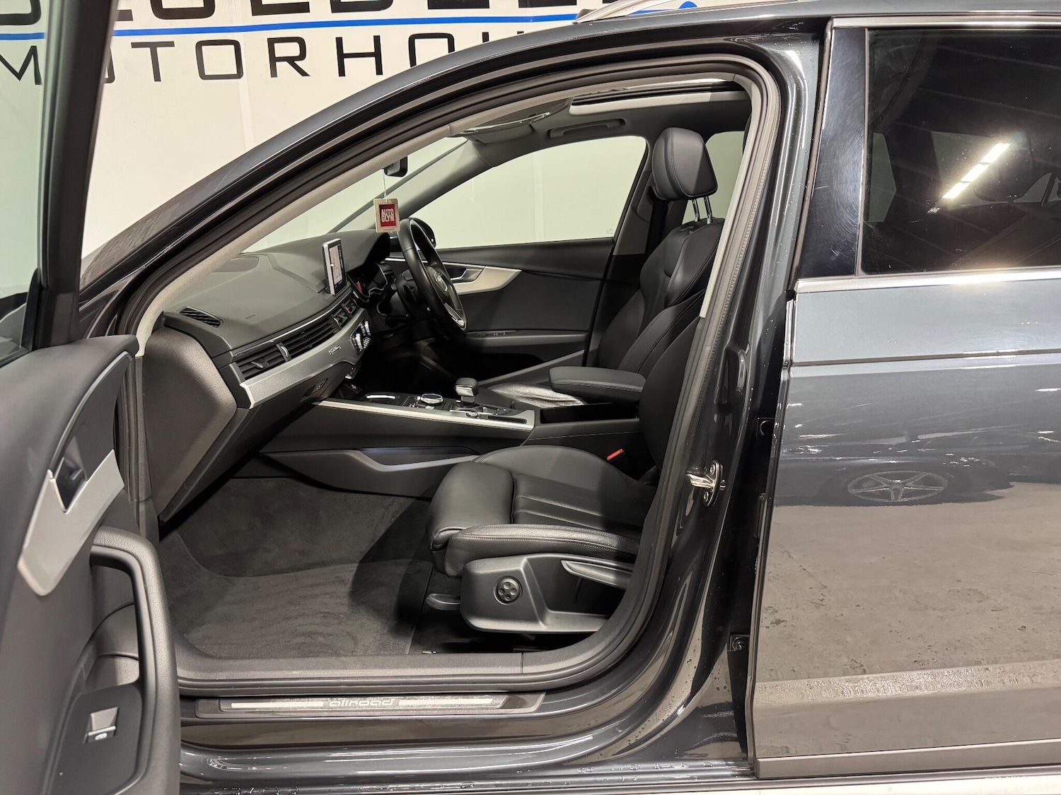 Used Audi A4 Allroad 2017 for sale - 76552194: Photo 12