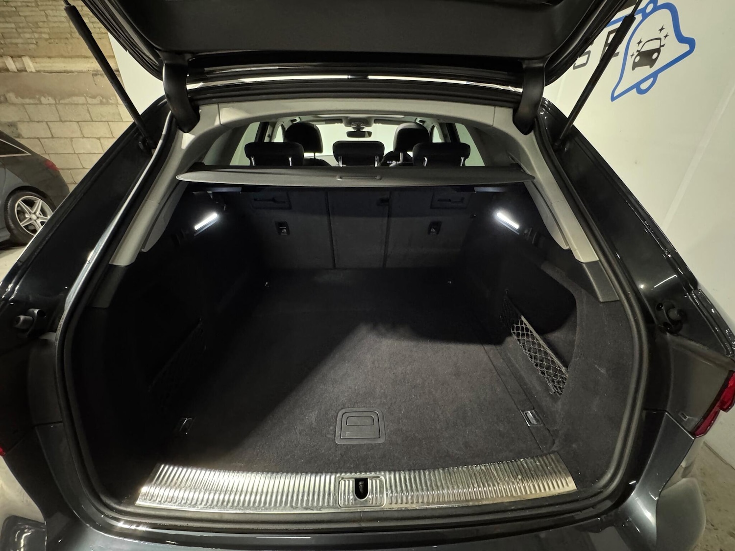 Used Audi A4 Allroad 2017 for sale - 76552194: Photo 31