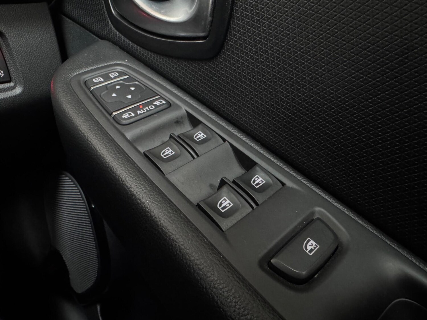 Used Renault Clio 2017 for sale - 78009483: Photo 23