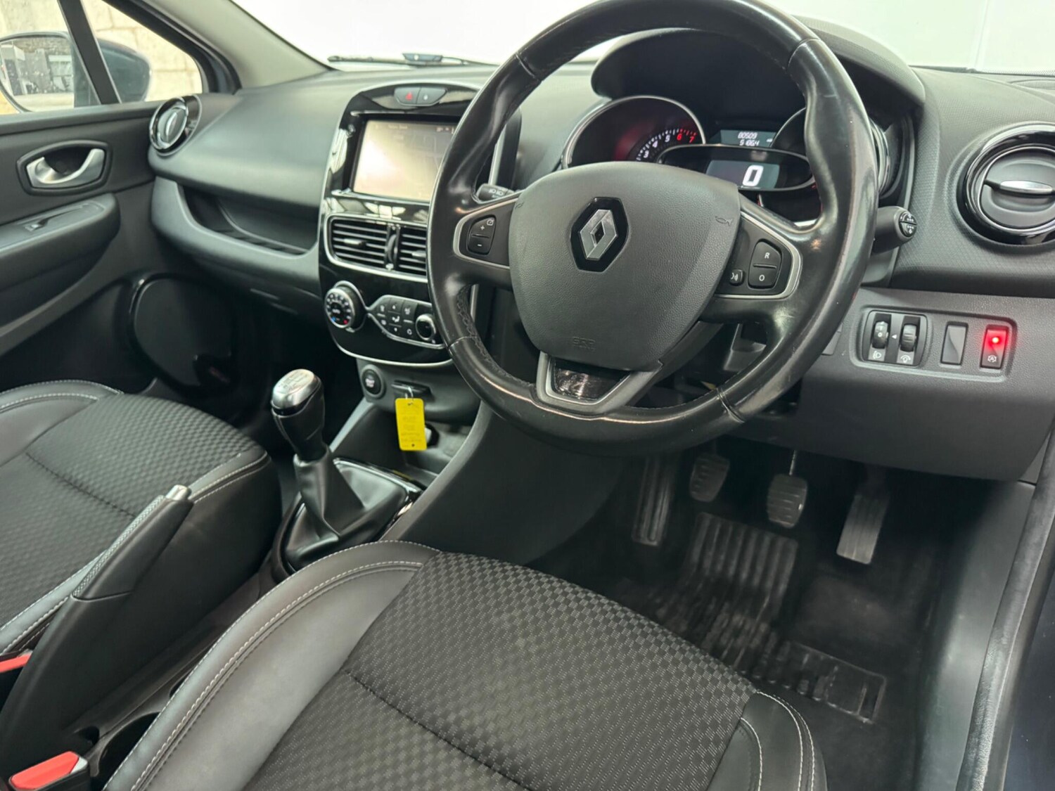 Used Renault Clio 2017 for sale - 78009483: Photo 4