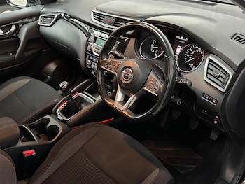 Used Nissan Qashqai 2018 for sale - 77457963: Photo