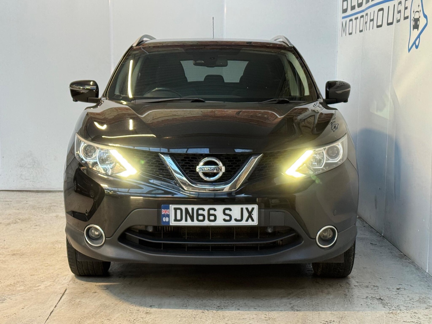 Used Nissan Qashqai 2016 for sale - 77983051: Photo 2