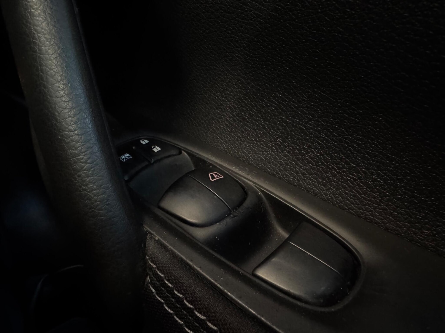 Used Nissan Qashqai 2016 for sale - 77983051: Photo 24