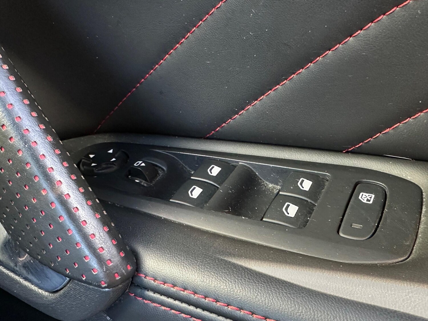 Used Peugeot 308 2016 for sale - 78150005: Photo 16