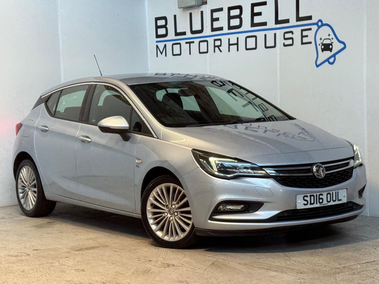 Used Vauxhall Astra 2016 for sale - 76773532: Photo 1