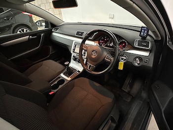 Used Volkswagen Passat 2011 for sale - 78406562: Photo