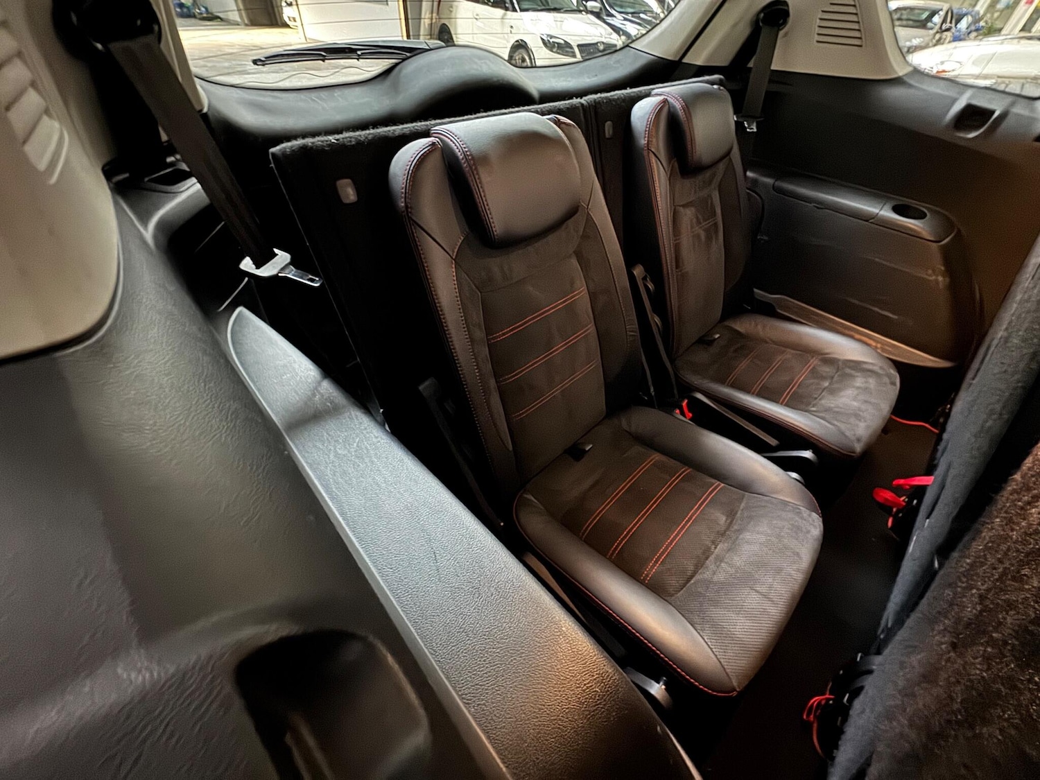 Used Ford S-Max 2014 for sale - 76410450: Photo 15