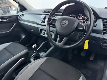 Used Skoda Fabia 2014 for sale - 79175473: Photo