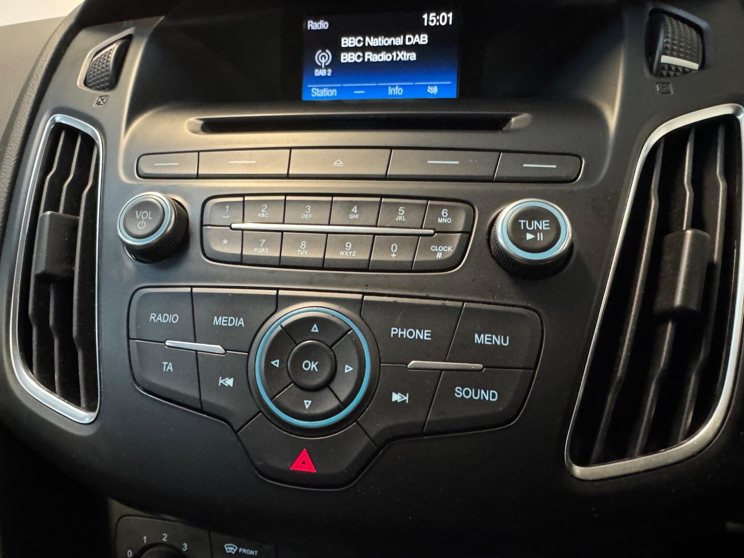 Used Ford Focus 2015 for sale - 77480322: Photo 16