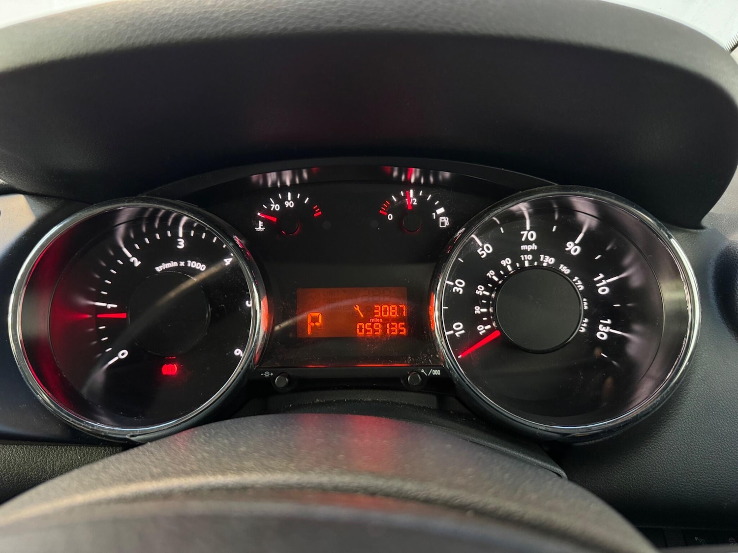 Used Peugeot 3008 2016 for sale - 77983070: Photo 13