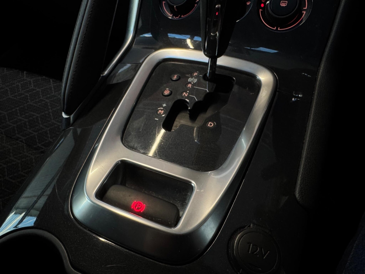 Used Peugeot 3008 2016 for sale - 77983070: Photo 17