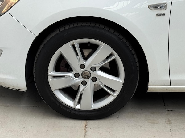 Used Vauxhall Astra 2013 for sale - 76310069: Photo 26