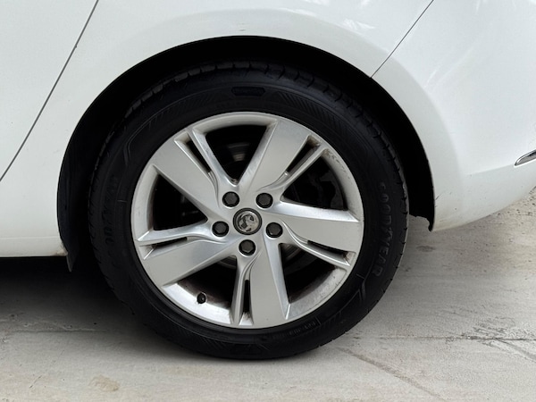 Used Vauxhall Astra 2013 for sale - 76310069: Photo 27