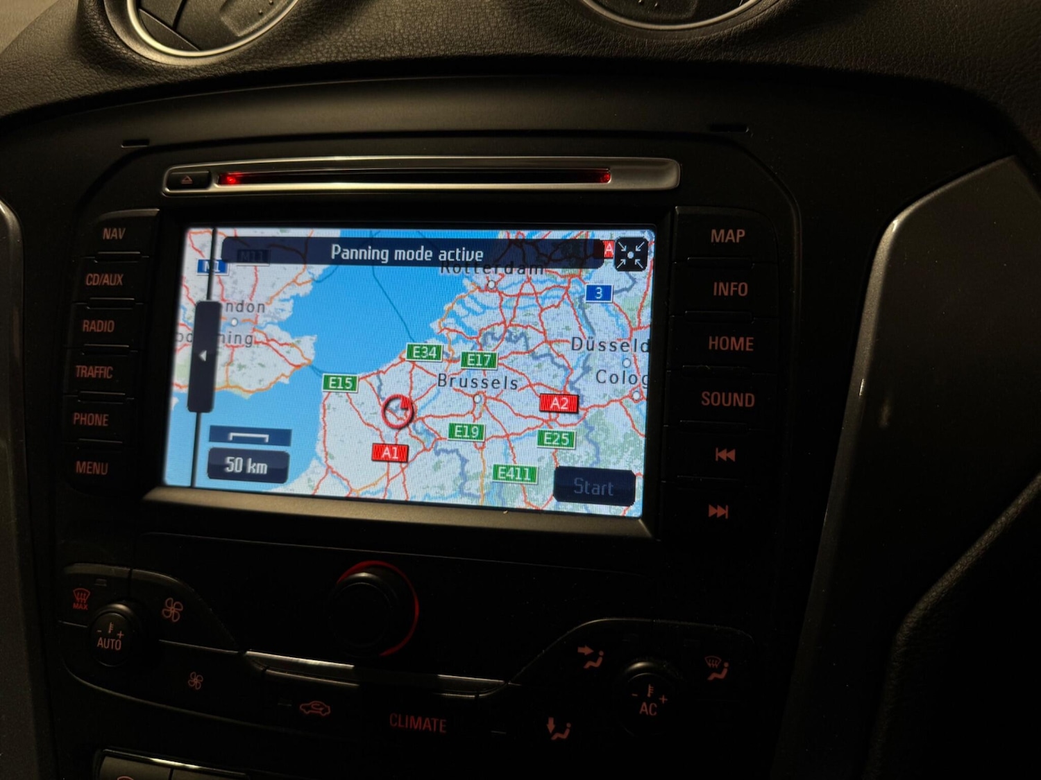 Used Ford Mondeo 2013 for sale - 77333287: Photo 19