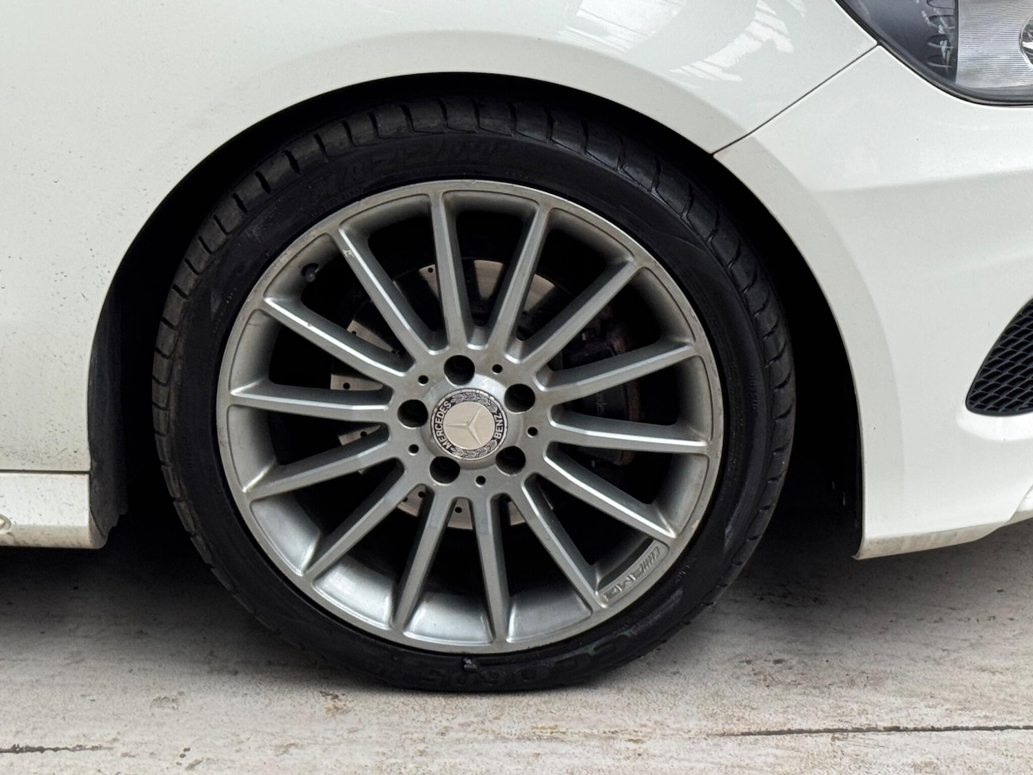 Used Mercedes-Benz A-Class 2014 for sale - 77726252: Photo 28