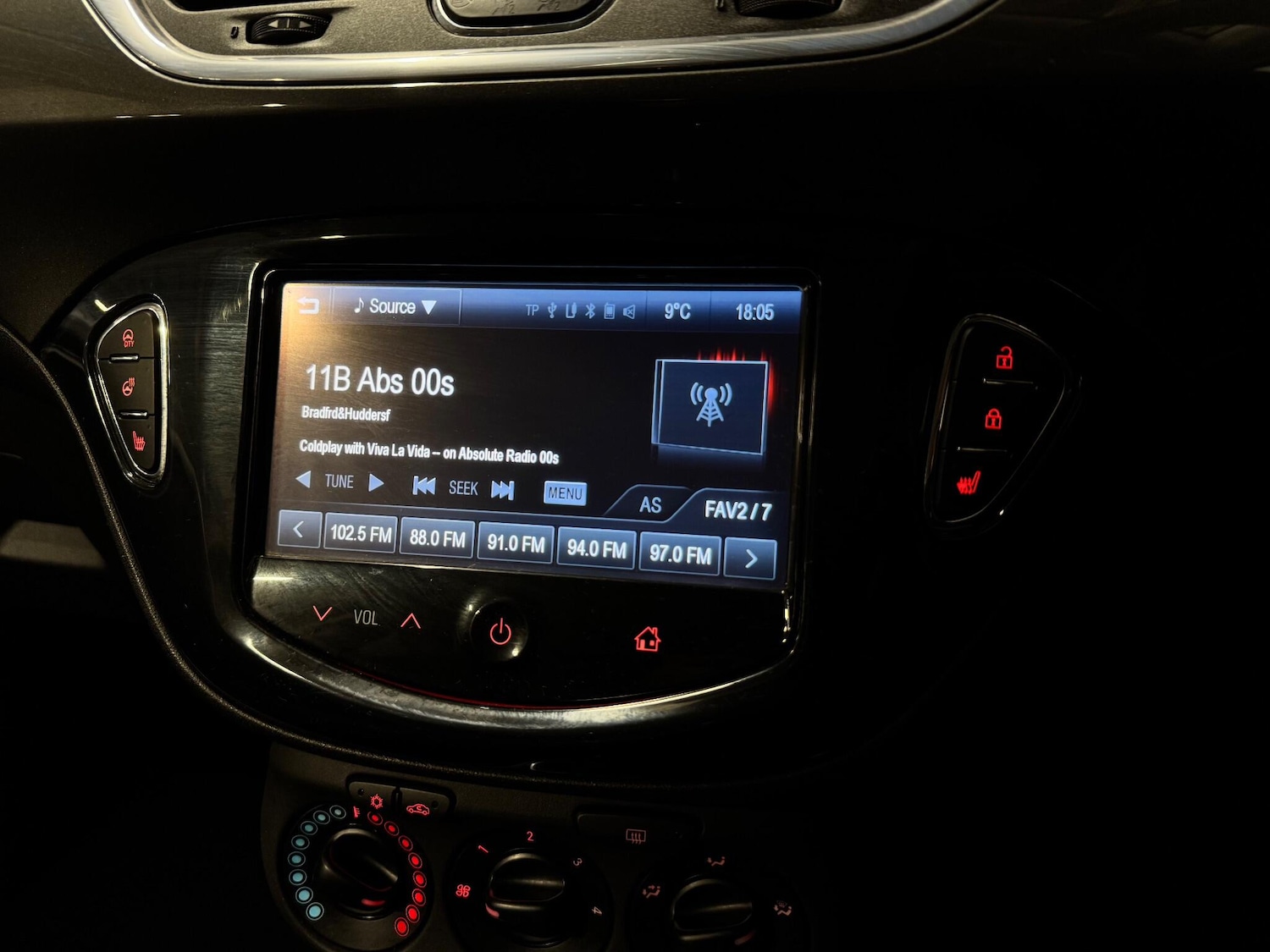 Used Vauxhall Corsa 2015 for sale - 76389989: Photo 17