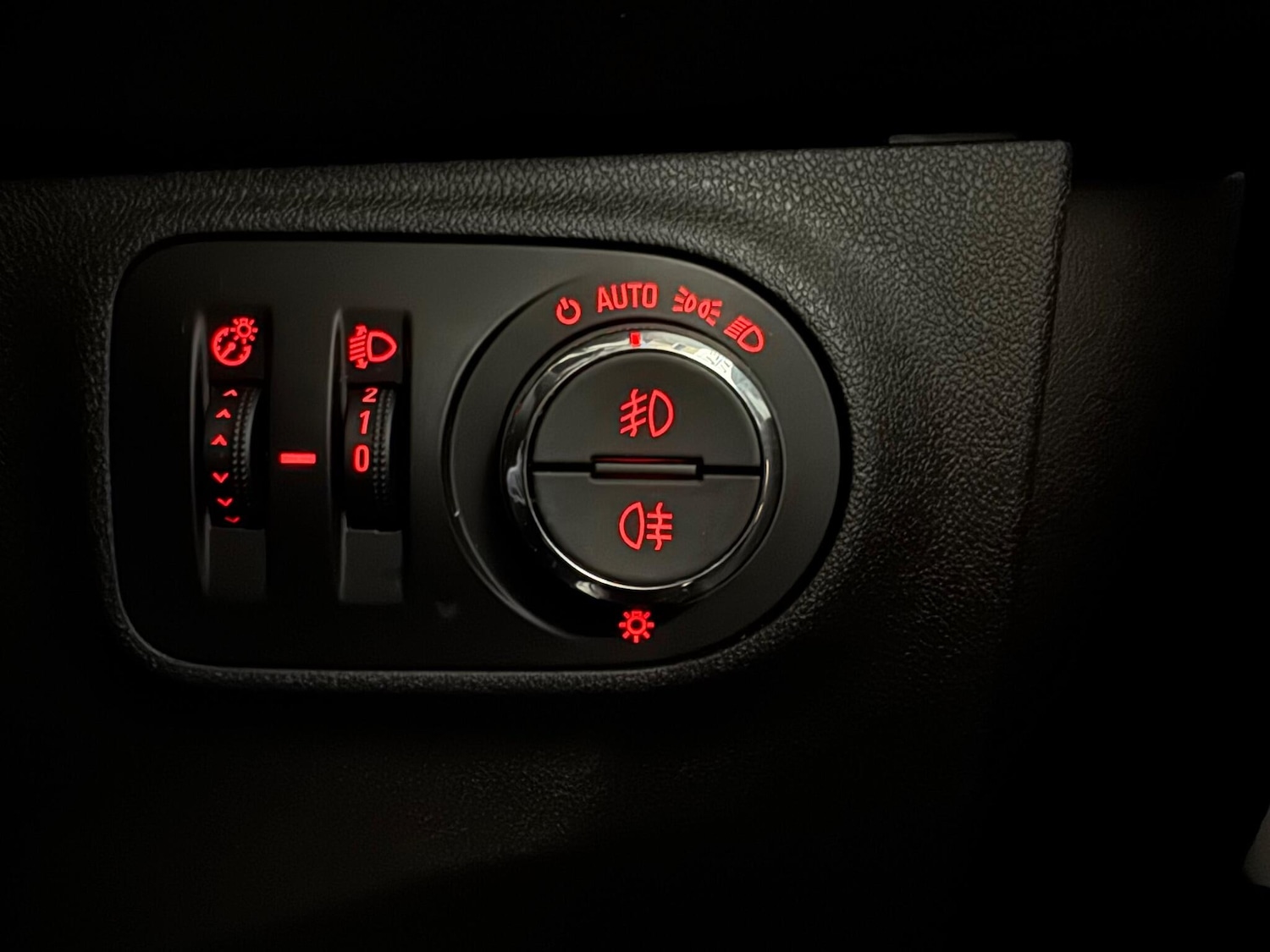 Used Vauxhall Corsa 2015 for sale - 76389989: Photo 22