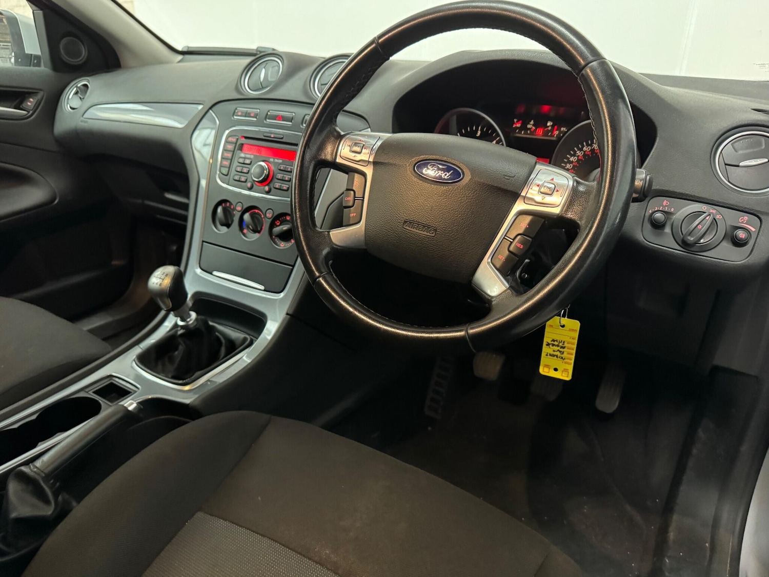 Used Ford Mondeo 2014 for sale - 76361687: Photo 3