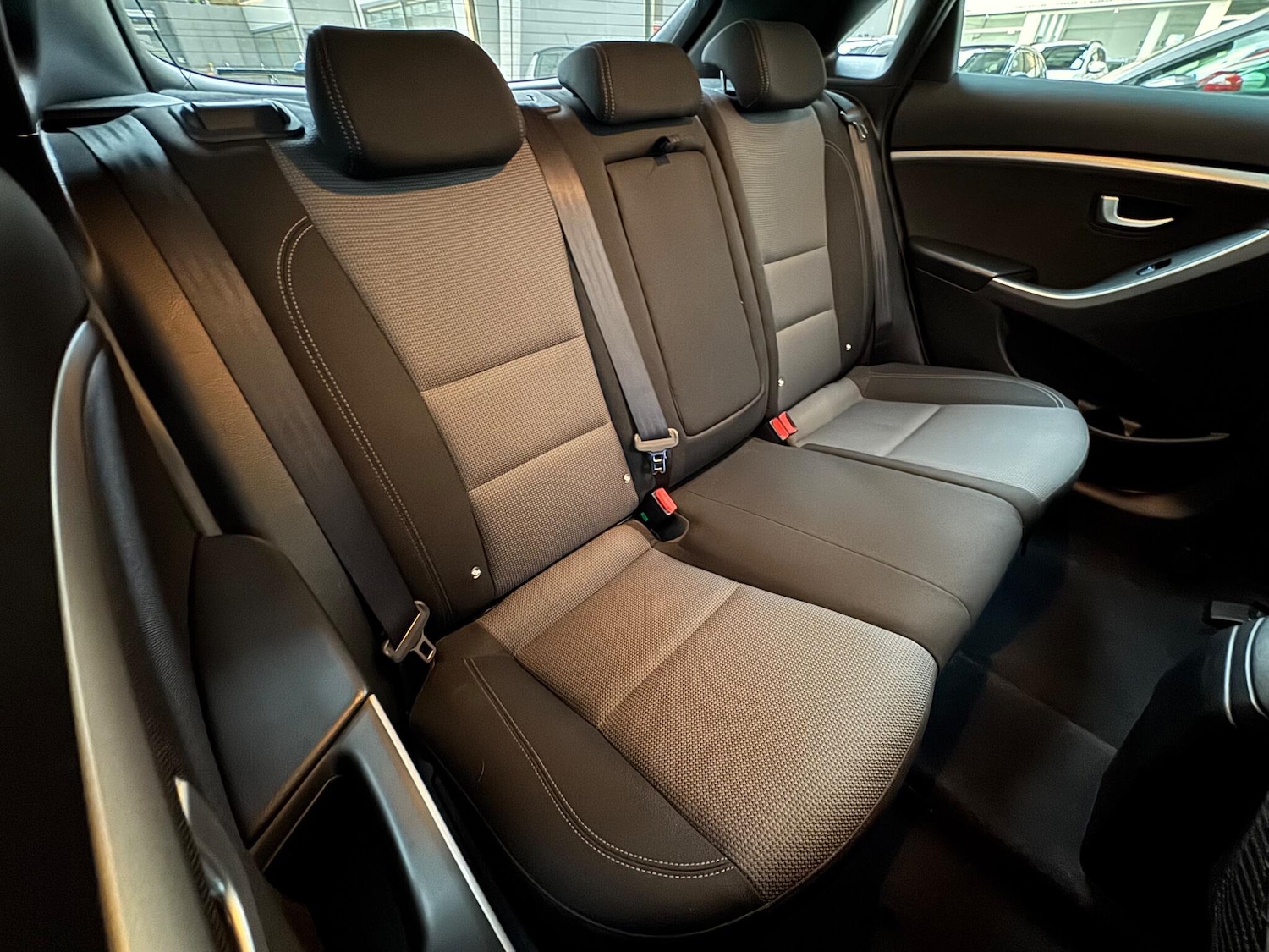 Used Hyundai i30 2015 for sale - 76361704: Photo 13