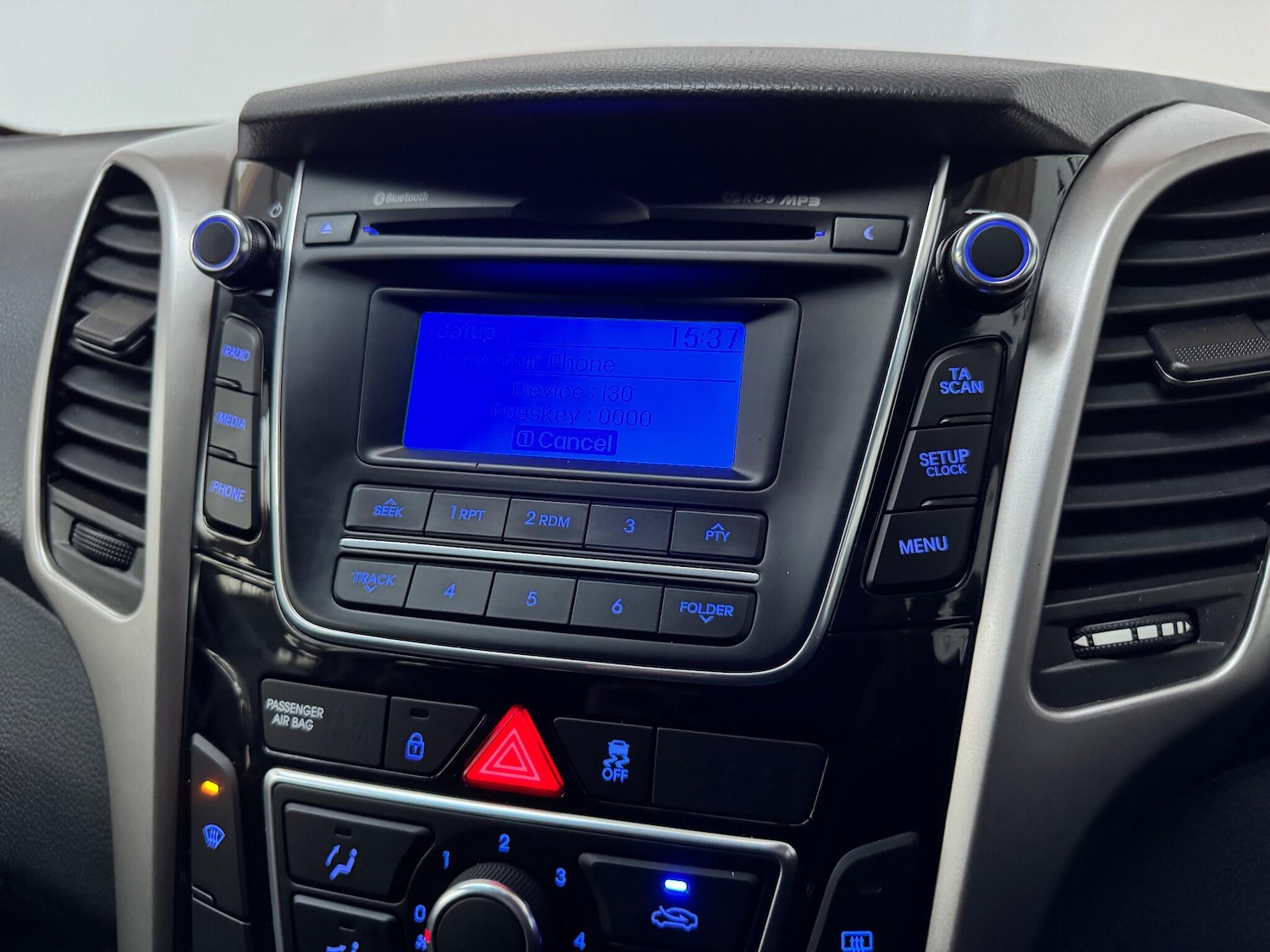 Used Hyundai i30 2015 for sale - 76361704: Photo 17