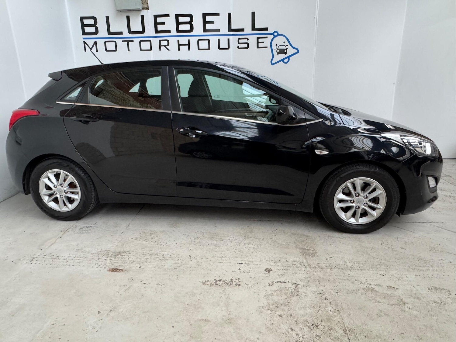 Used Hyundai i30 2015 for sale - 76361704: Photo 9