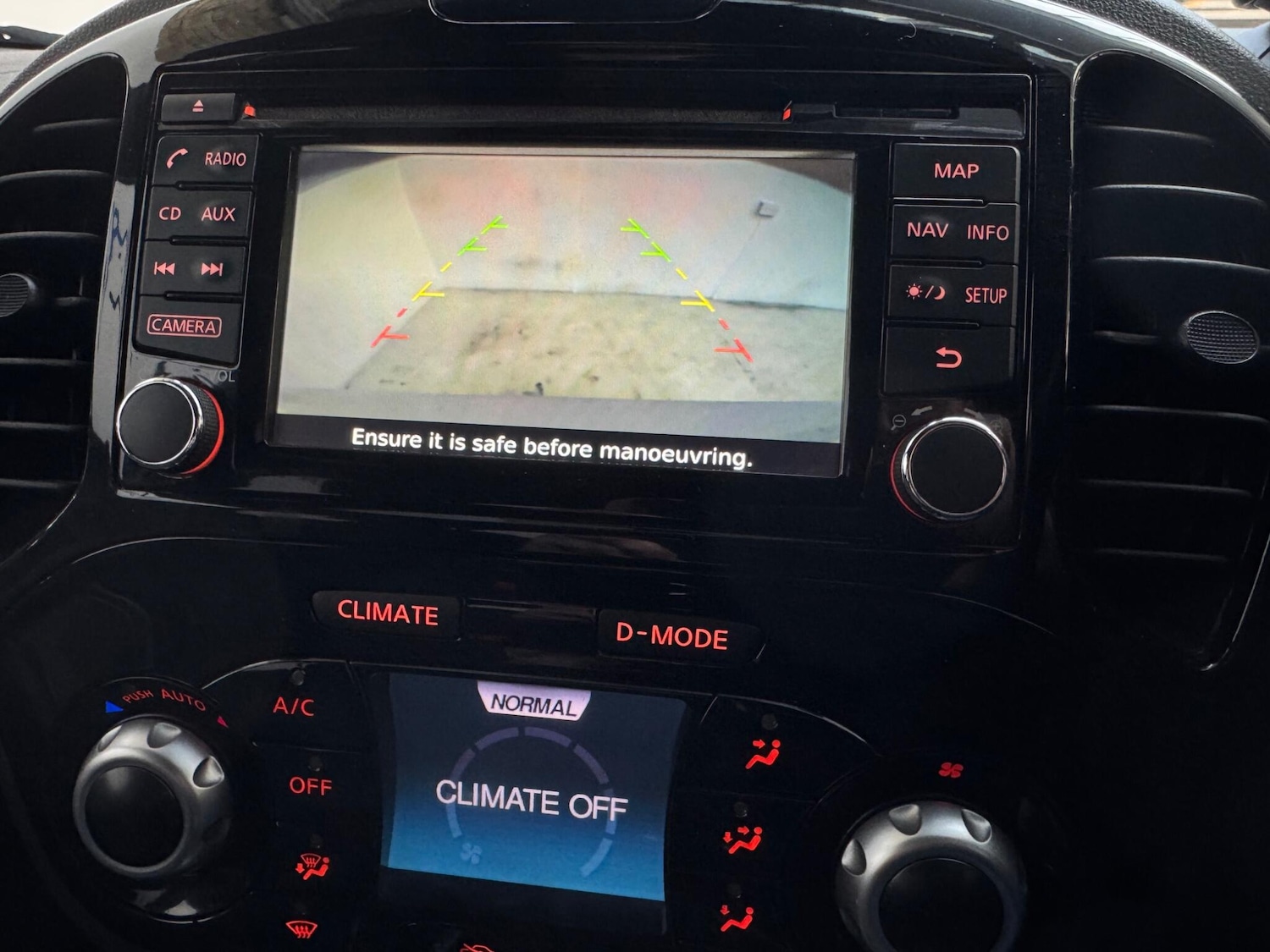 Used Nissan Juke 2014 for sale - 78022664: Photo 17