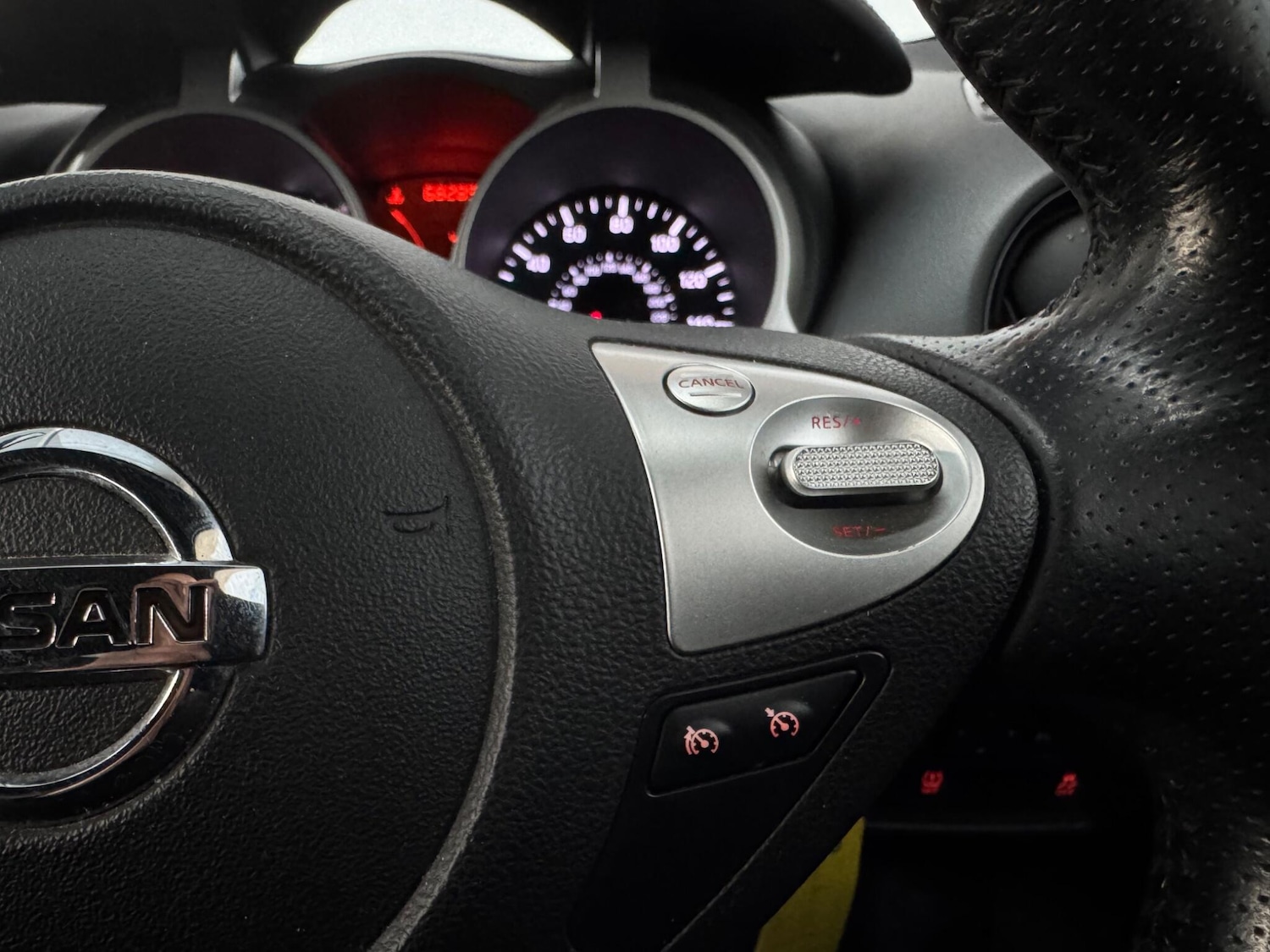 Used Nissan Juke 2014 for sale - 78022664: Photo 20