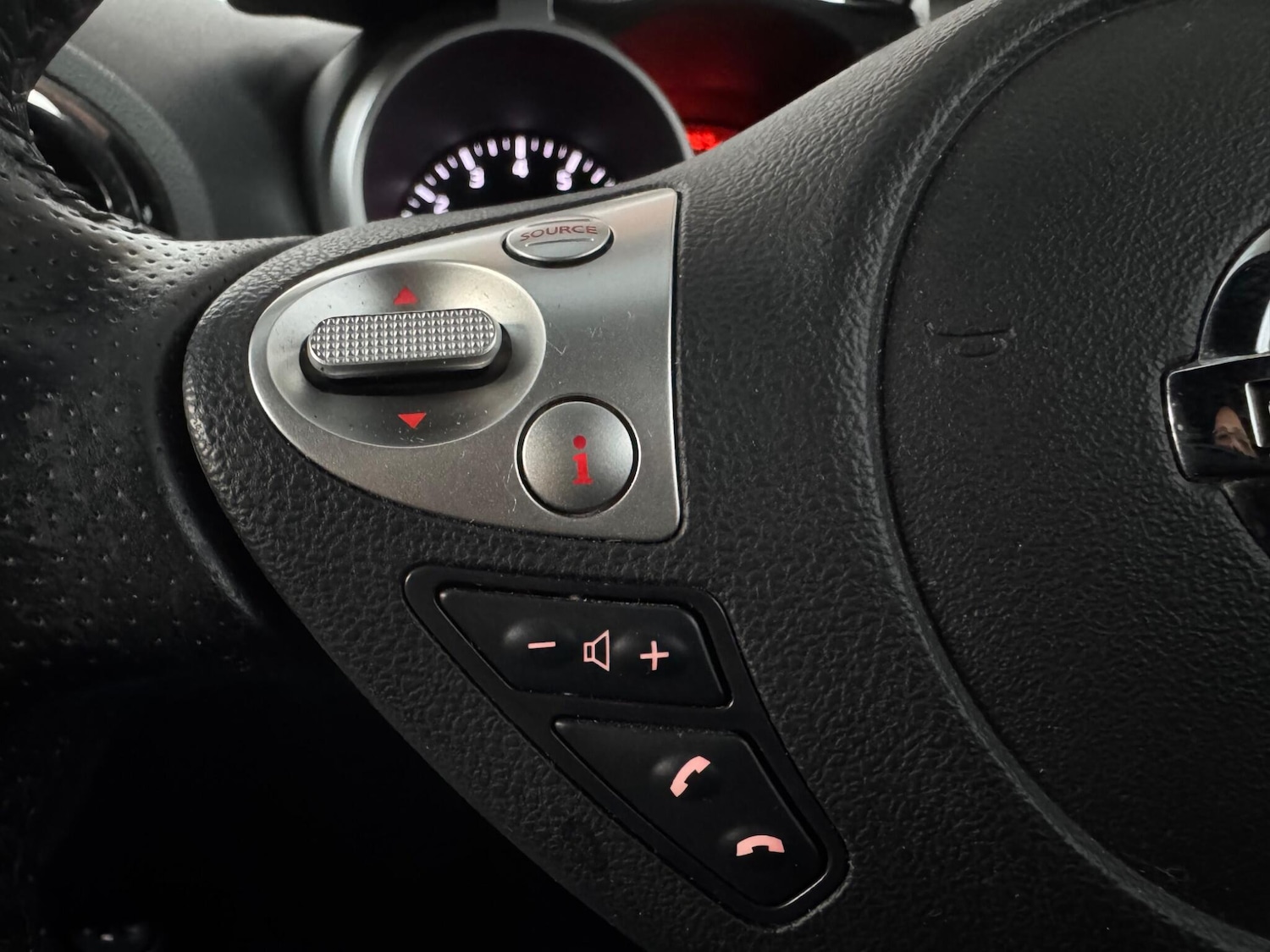 Used Nissan Juke 2014 for sale - 78022664: Photo 21