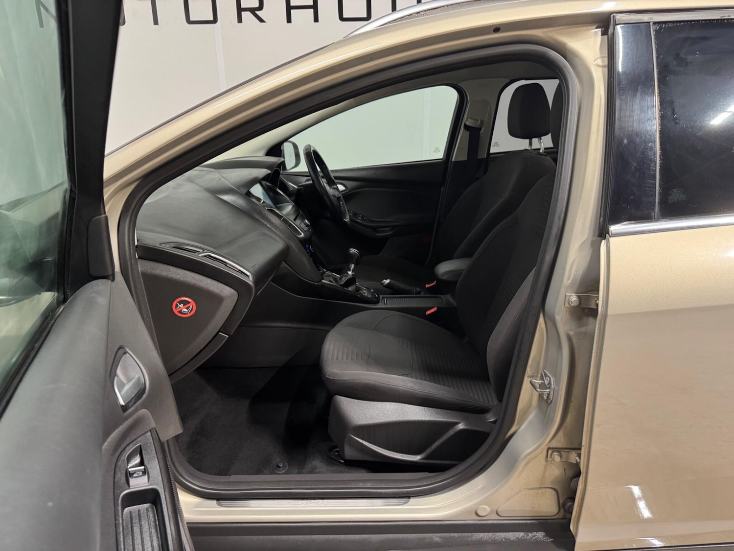 Used Ford Focus 2015 for sale - 77307772: Photo 11