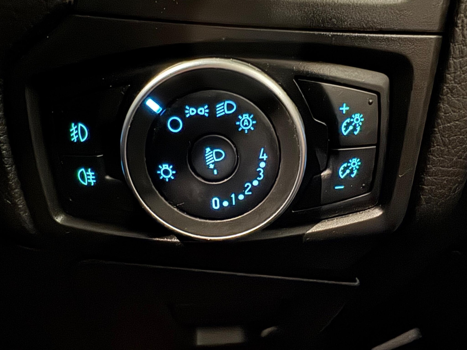 Used Ford Focus 2015 for sale - 77307772: Photo 23