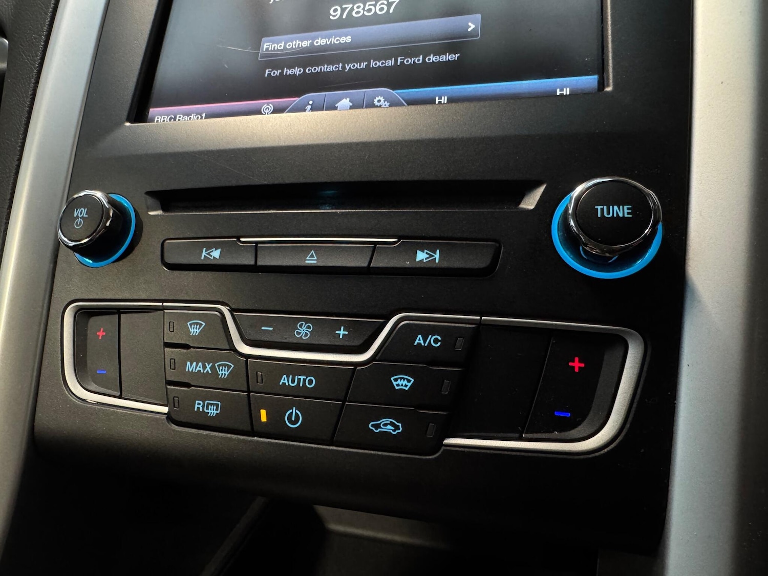 Used Ford Mondeo 2015 for sale - 76543145: Photo 21