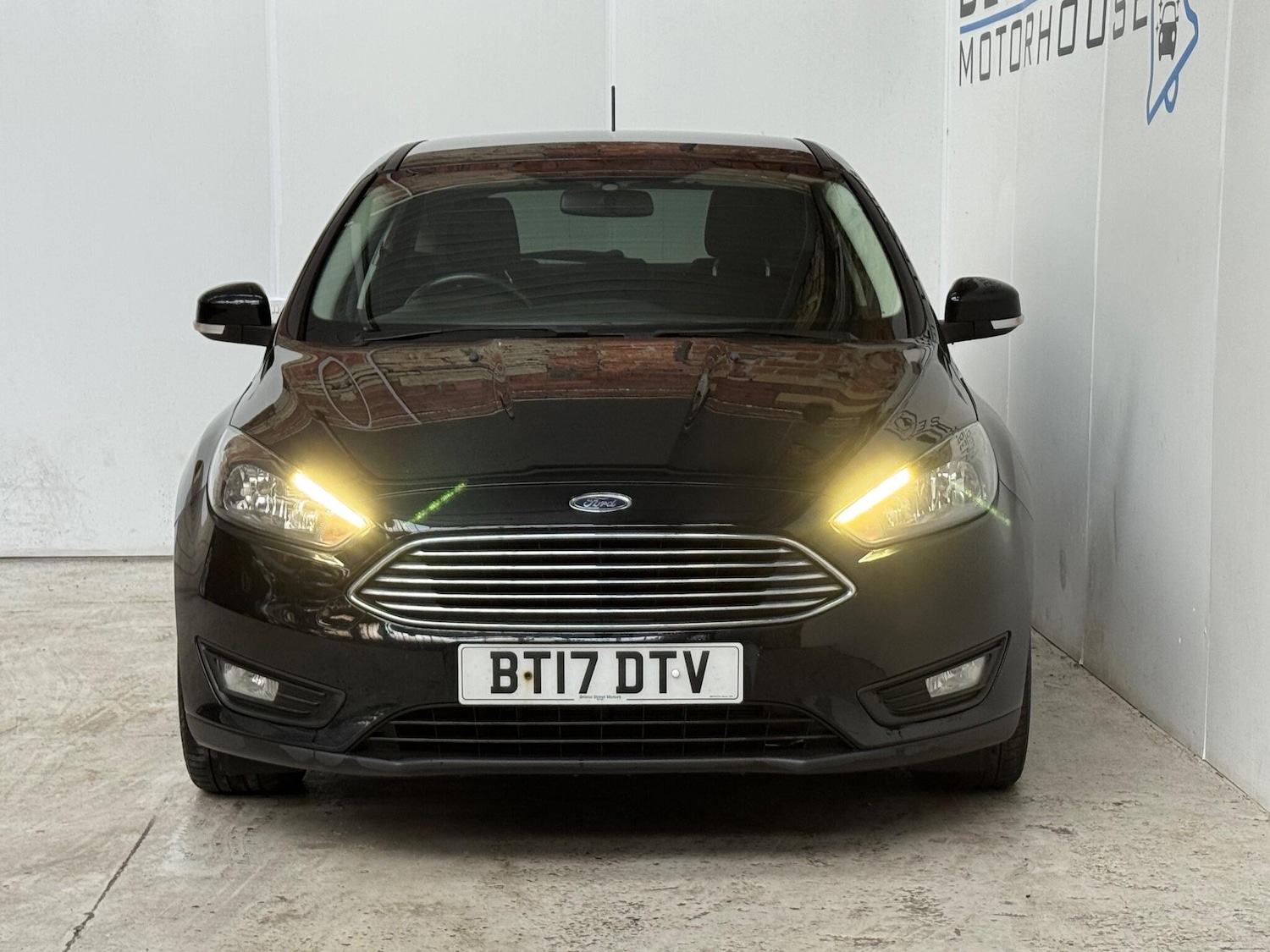 Used Ford Focus 2017 for sale - 77054290: Photo 2