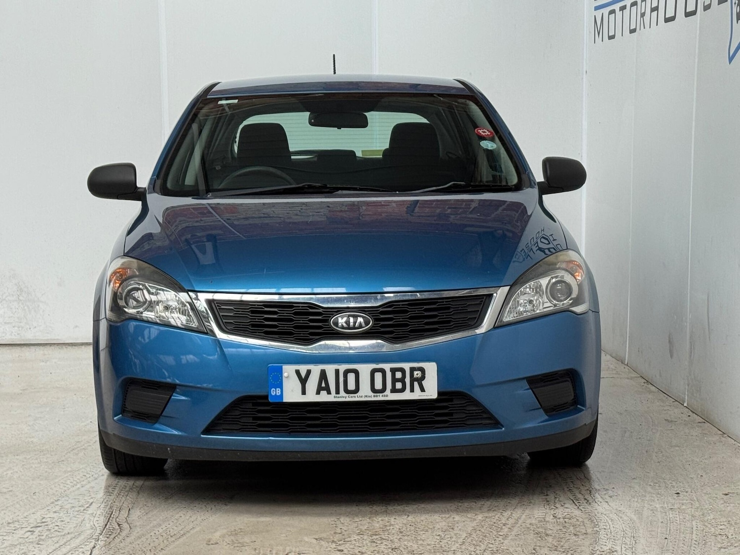 Used Kia Ceed 2010 for sale - 76487345: Photo 2