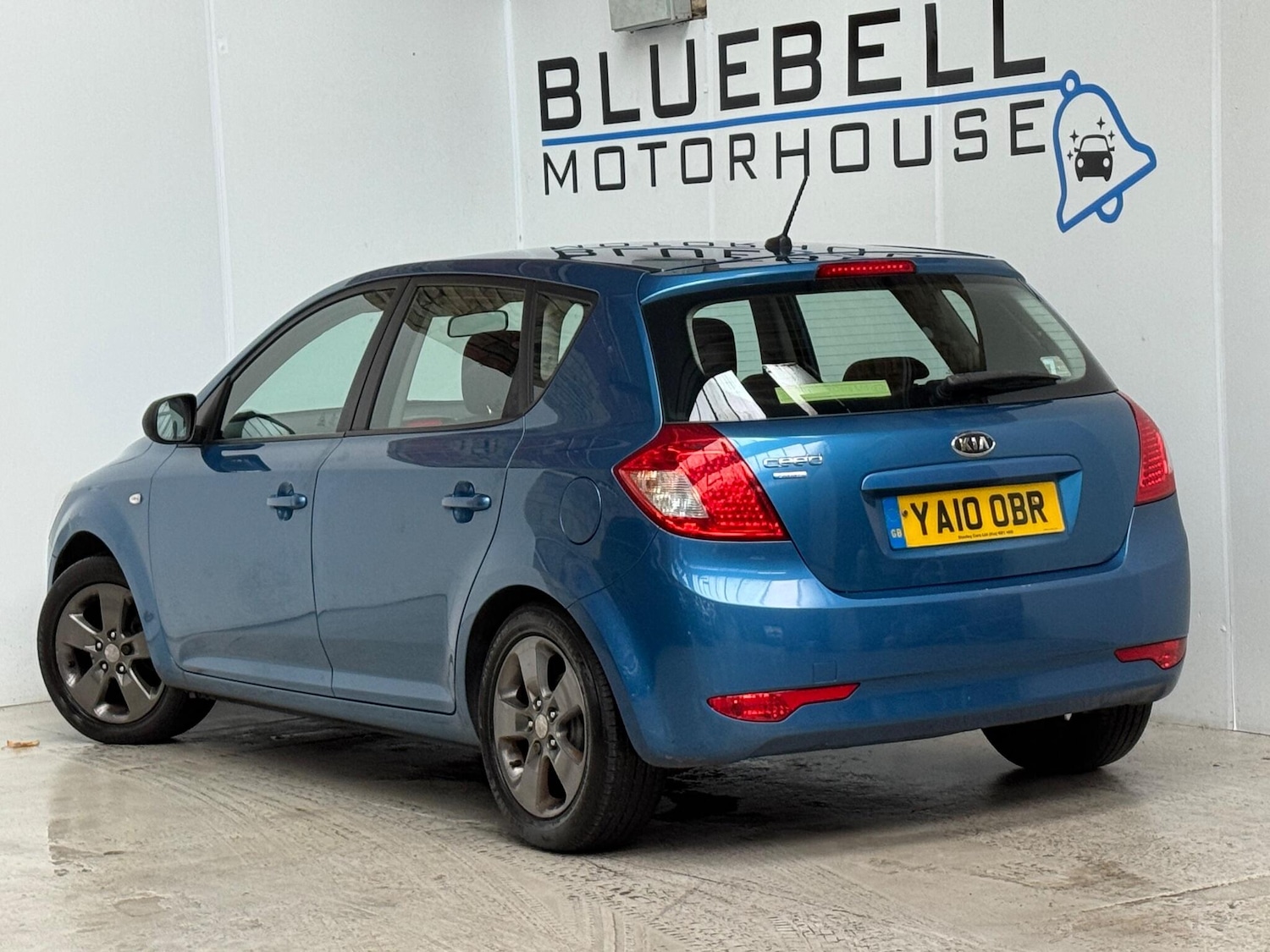 Used Kia Ceed 2010 for sale - 76487345: Photo 4