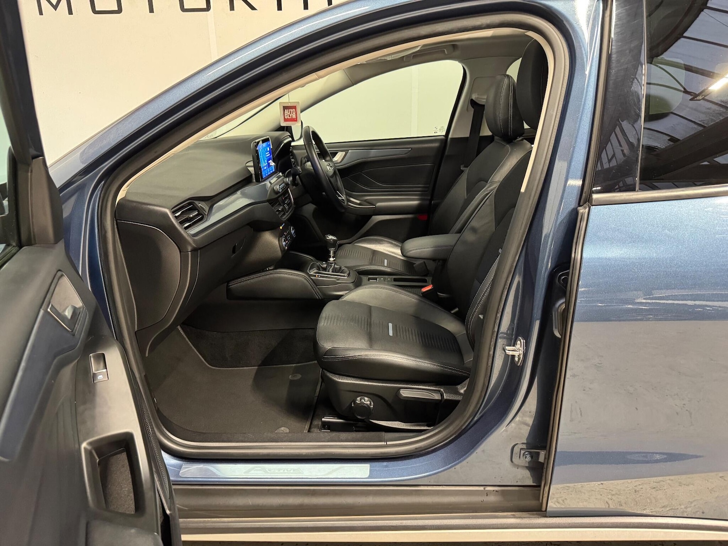 Used Ford Focus 2020 for sale - 76501235: Photo 11