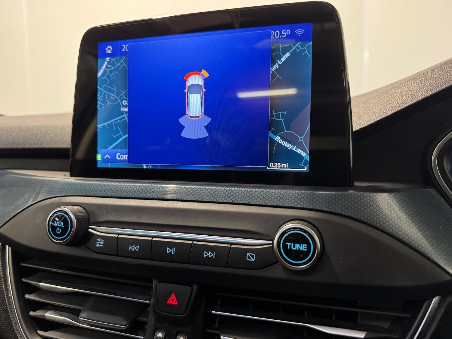 Used Ford Focus 2020 for sale - 76501235: Photo 22