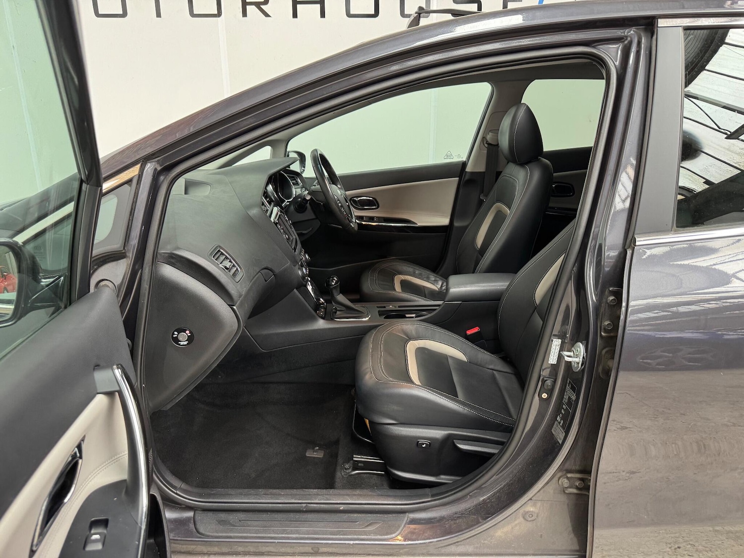 Used Kia Ceed 2012 for sale - 77256578: Photo 11