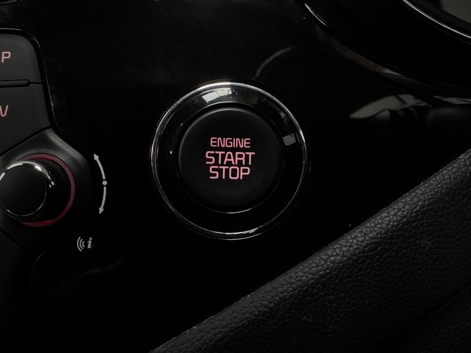 Used Kia Ceed 2012 for sale - 77256578: Photo 22