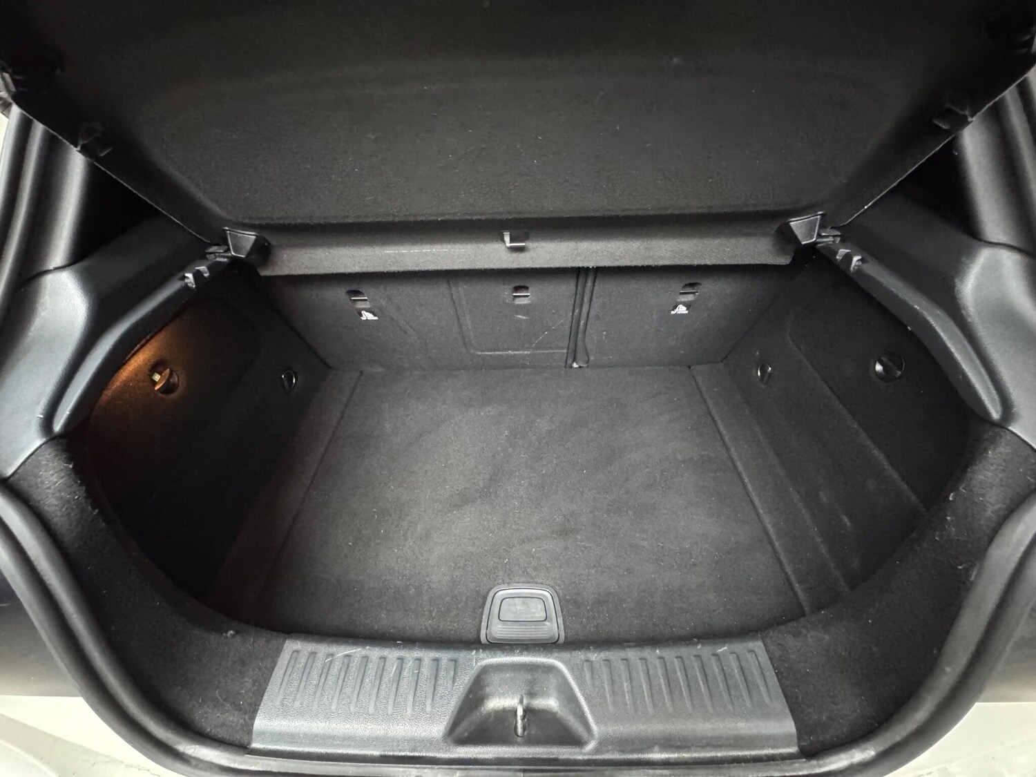 Used Mercedes-Benz A-Class 2014 for sale - 77841705: Photo 24