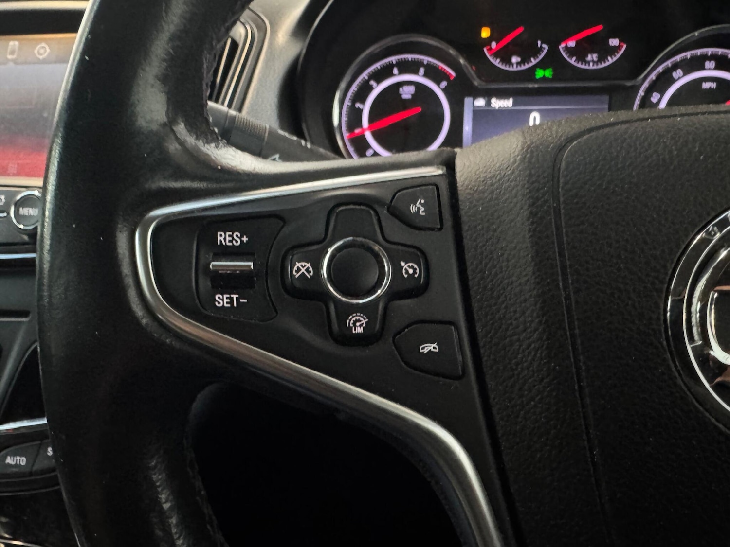 Used Vauxhall Insignia 2015 for sale - 78074457: Photo 18