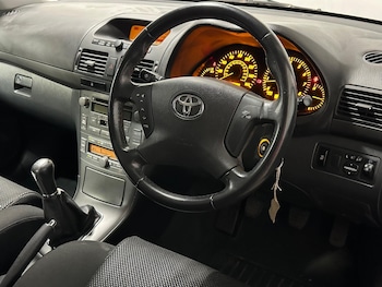 Used Toyota Avensis 2005 for sale - 76635891: Photo