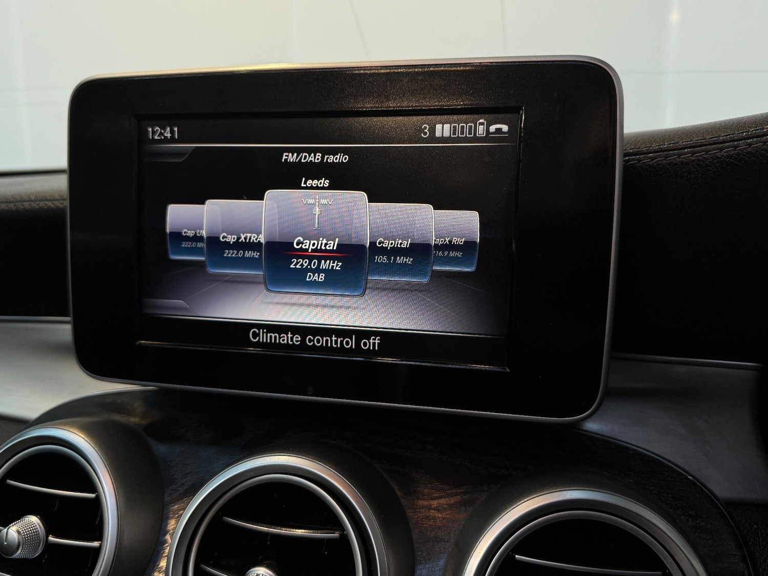 Used Mercedes-Benz C Class 2018 for sale - 76788404: Photo 19