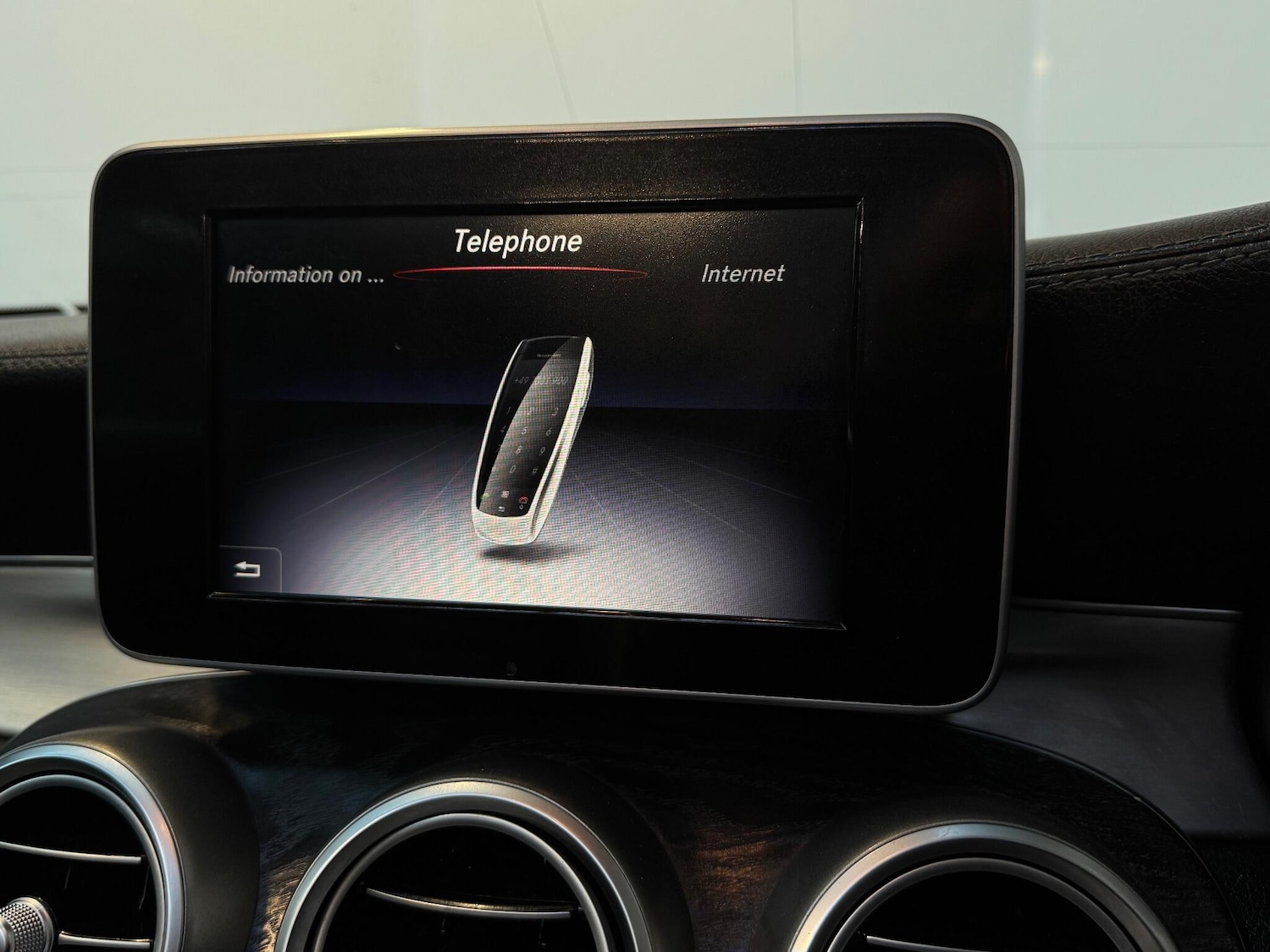 Used Mercedes-Benz C Class 2018 for sale - 76788404: Photo 20