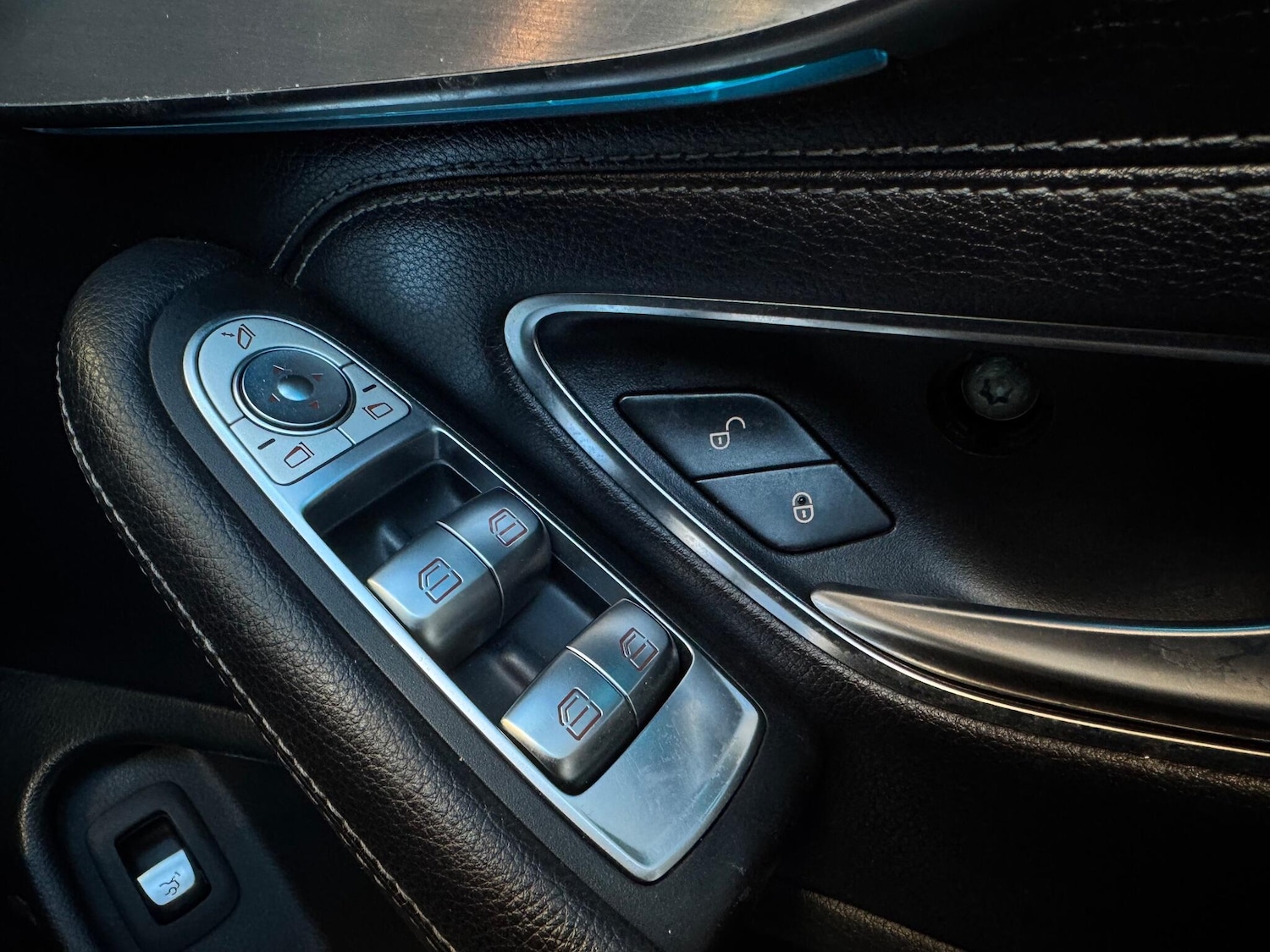 Used Mercedes-Benz C Class 2018 for sale - 76788404: Photo 27