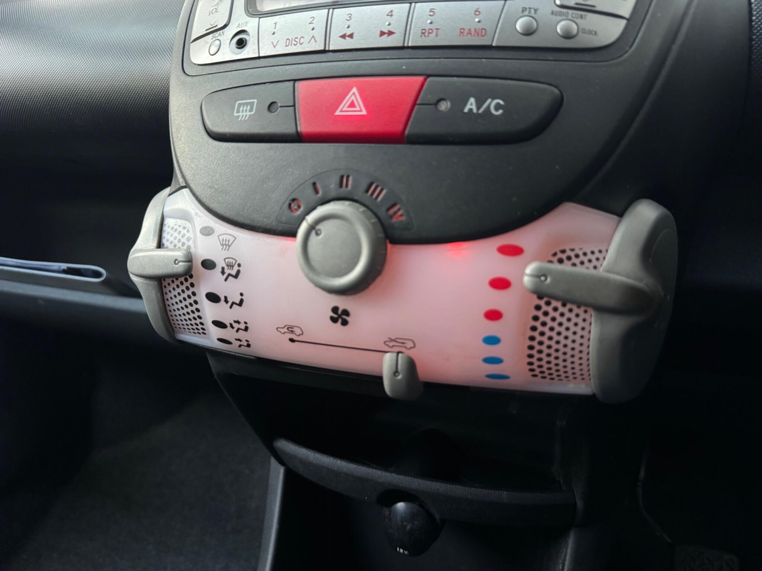 Used Peugeot 107 2012 for sale - 78150013: Photo 12