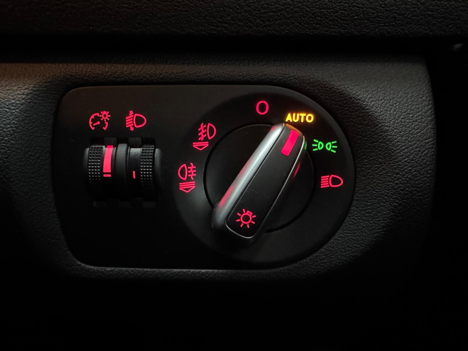 Used Audi A3 2013 for sale - 77234701: Photo 21