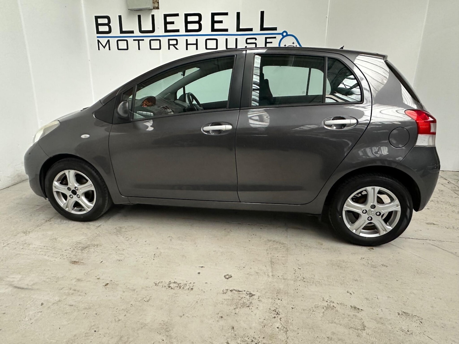 Used Toyota Yaris 2010 for sale - 76420263: Photo 10