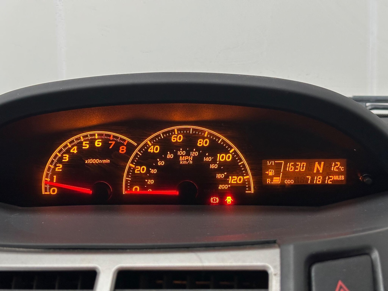 Used Toyota Yaris 2010 for sale - 76420263: Photo 14