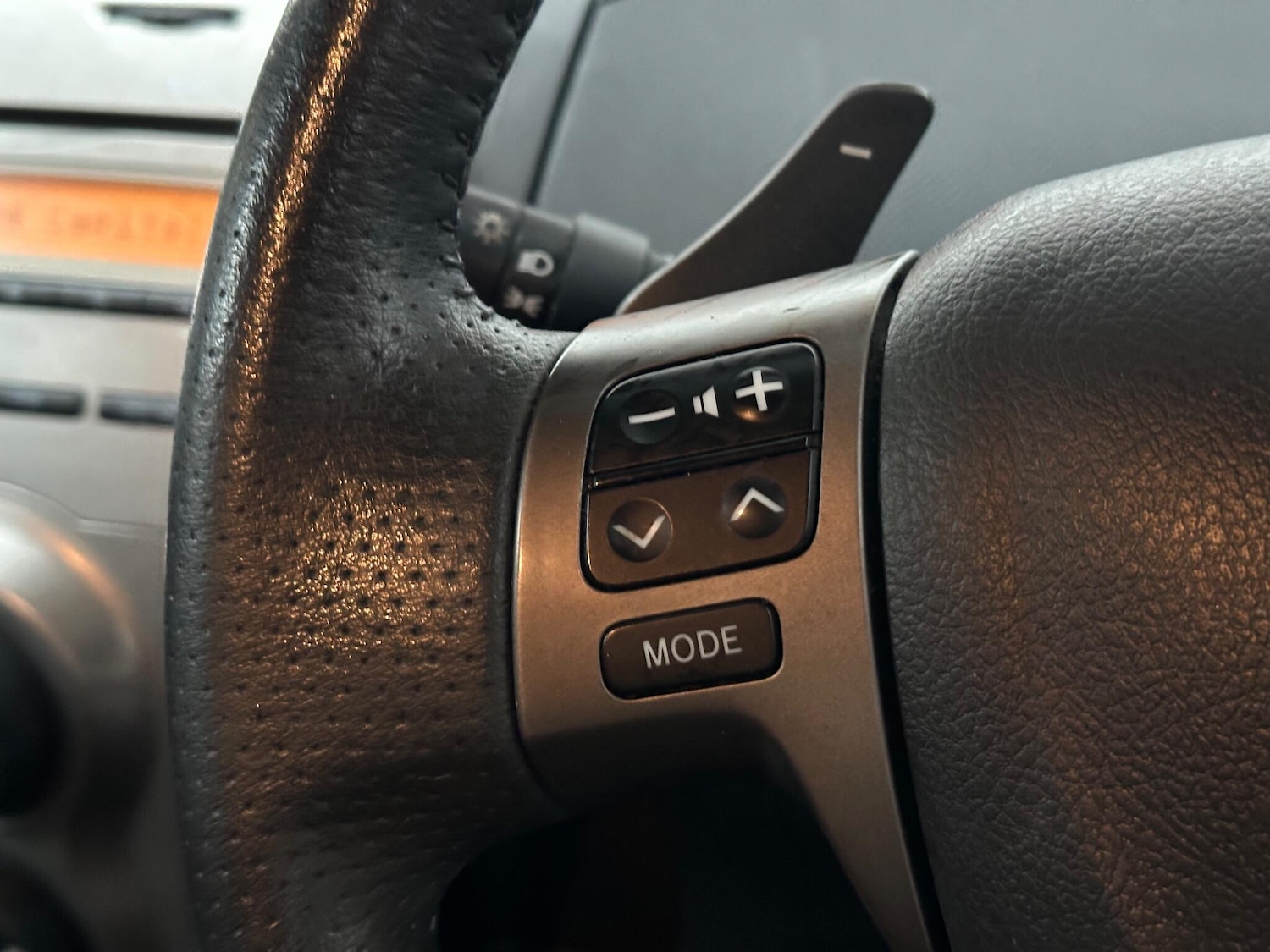 Used Toyota Yaris 2010 for sale - 76420263: Photo 16